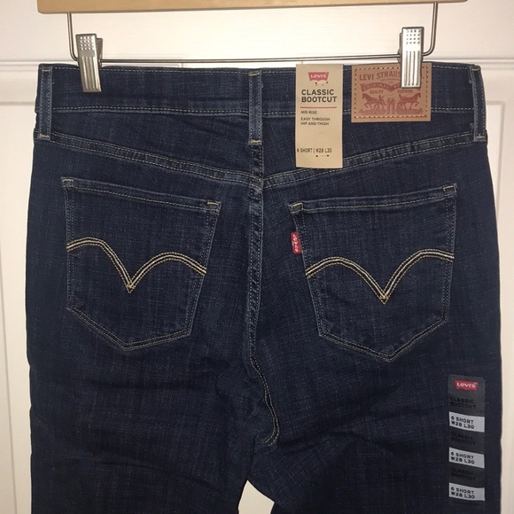 NWT Levi's Classic Boot Cut Jeans MSRP $59.50 - Picture 11 of 16